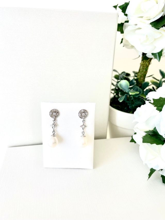 Pendientes oro blanco 750 mm., perla y circonitas