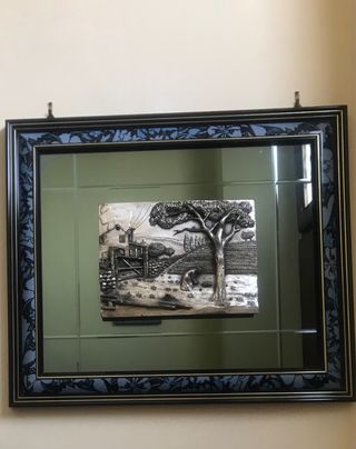 Quadro con disegno in rilievo