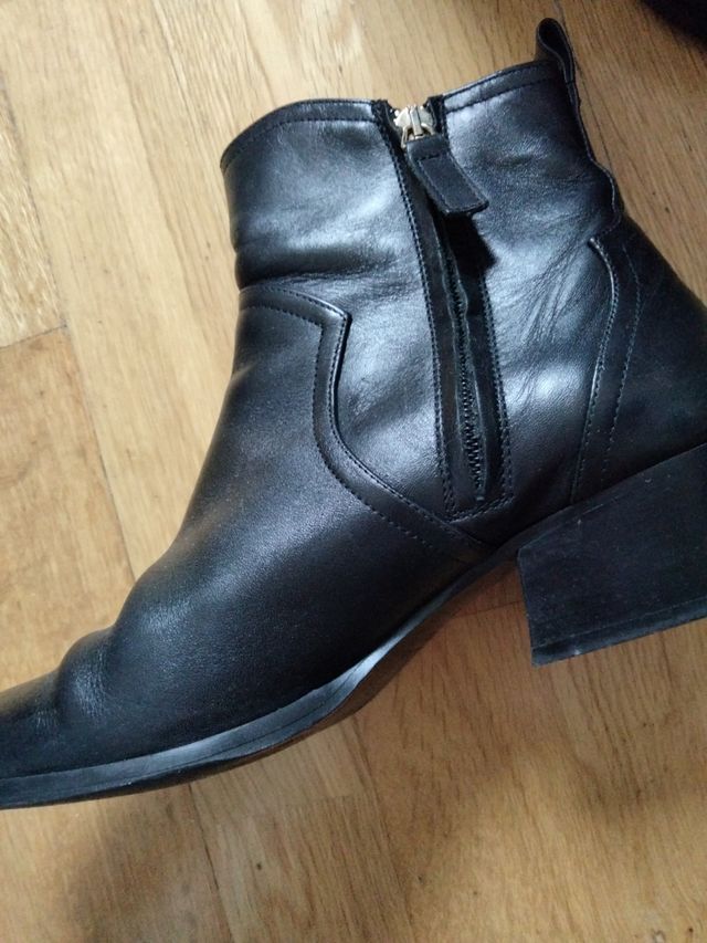 Máximo Dutti, t38, piel, negro