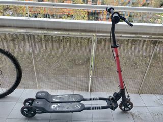 Patinete doble Decathlon.