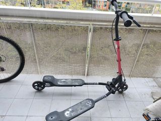 Patinete doble Decathlon.