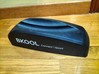 Soporte rueda delantera rodillo bkool