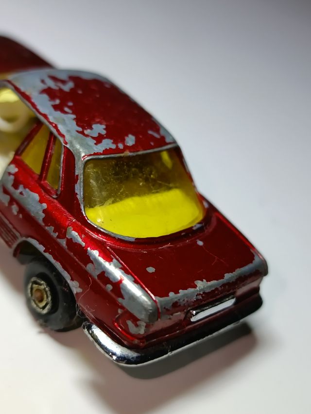 *MERCEDES BENZ 350 SL 1/64 GUISVAL