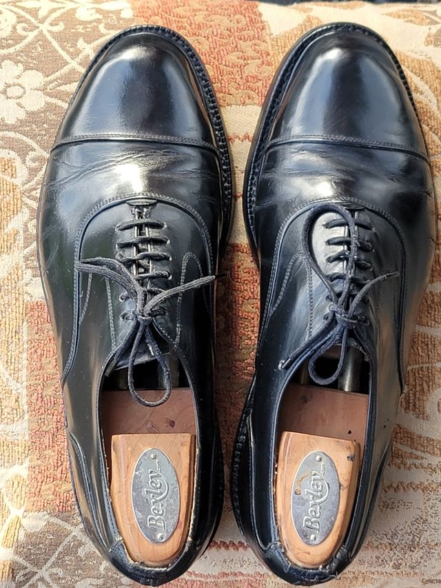 Zapatos negros de Church's