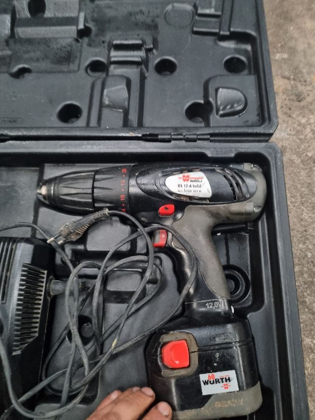 Taladro wurth bateria
