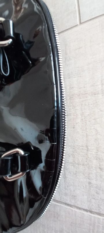 Borsa nera in pelle lucida Gianfranco Ferré