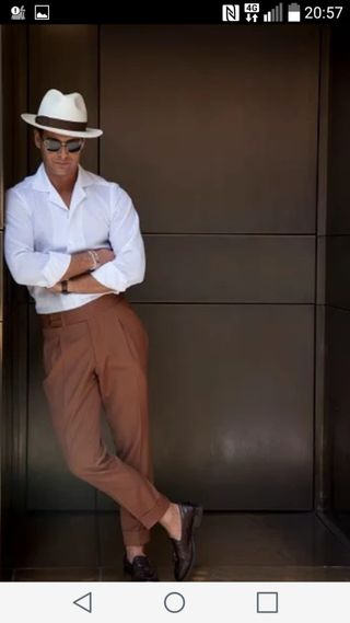 Compagnia " Persone che sono da sole"