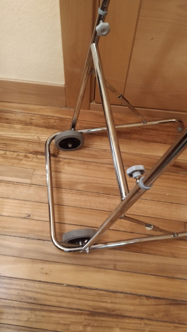 Andador / tacatá cómo muevo,segunda rebaja.