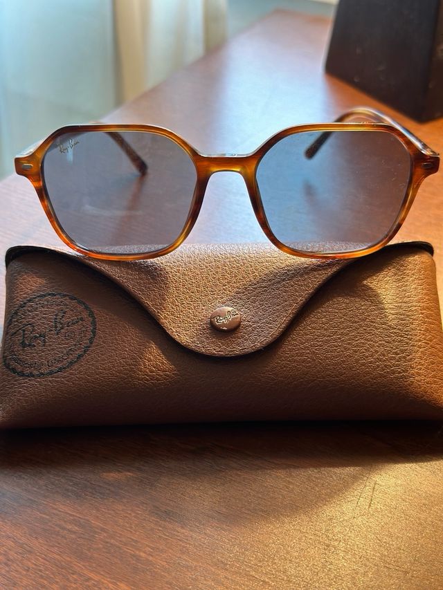 Gafas sol marron y azul