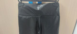 Legging cuero