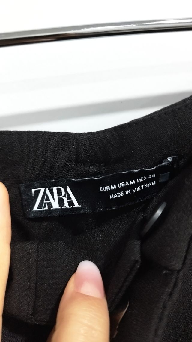 Pantalón pinza de vestir Zara
