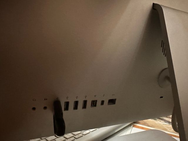 iMac ordenador sobremesa Apple 2011 21,5’