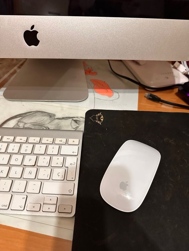 iMac ordenador sobremesa Apple 2011 21,5’