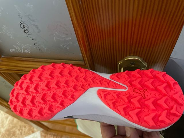 TENIS PUMA NIÑO TALLA 38,5 NUEVOS