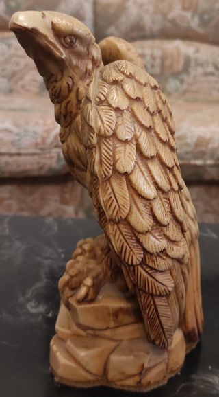 ESCULTURA ÁGUILA