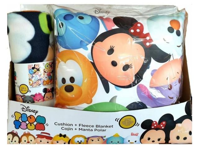 Cojín y manta polar tsum tsum
