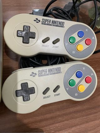 Consola Super Nintendo con 5 juegos