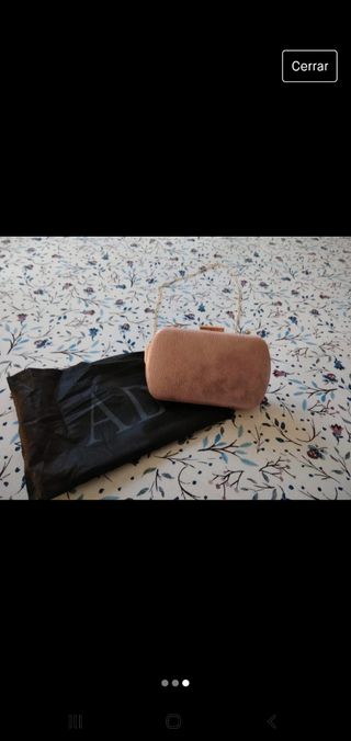 Clutch para celebraciones.