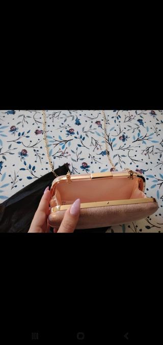 Clutch para celebraciones.