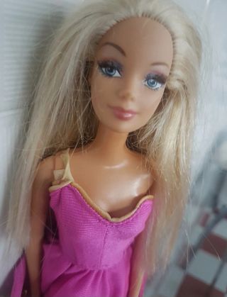 Barbie  internazionale  mattel