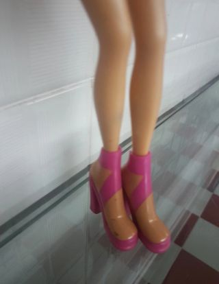 Barbie  internazionale  mattel
