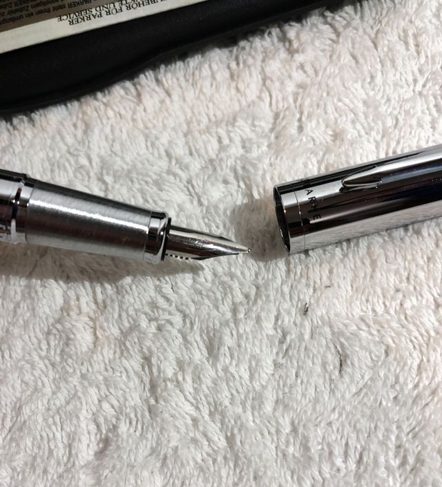 Penna stilografica Parker con astuccio