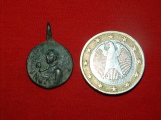 Medalla religiosa siglo XVII de San Luis,