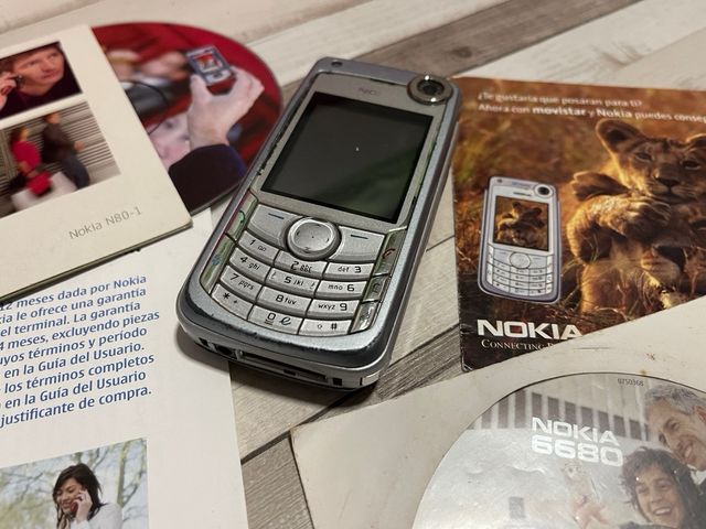 MOVIL NOKIA 6680