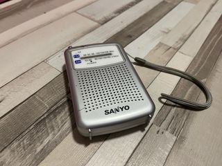 RADIO MINI MARCA SANYO