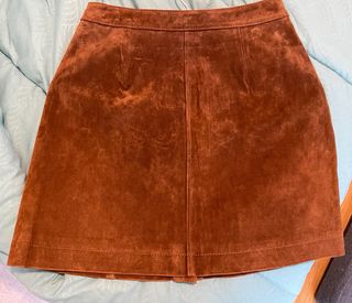 Minifalda cuero Stradivarius