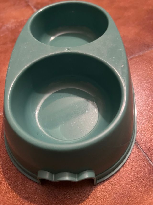 Comedero doble perro/gato