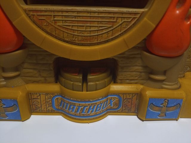 Matchbox mummia mummy gold