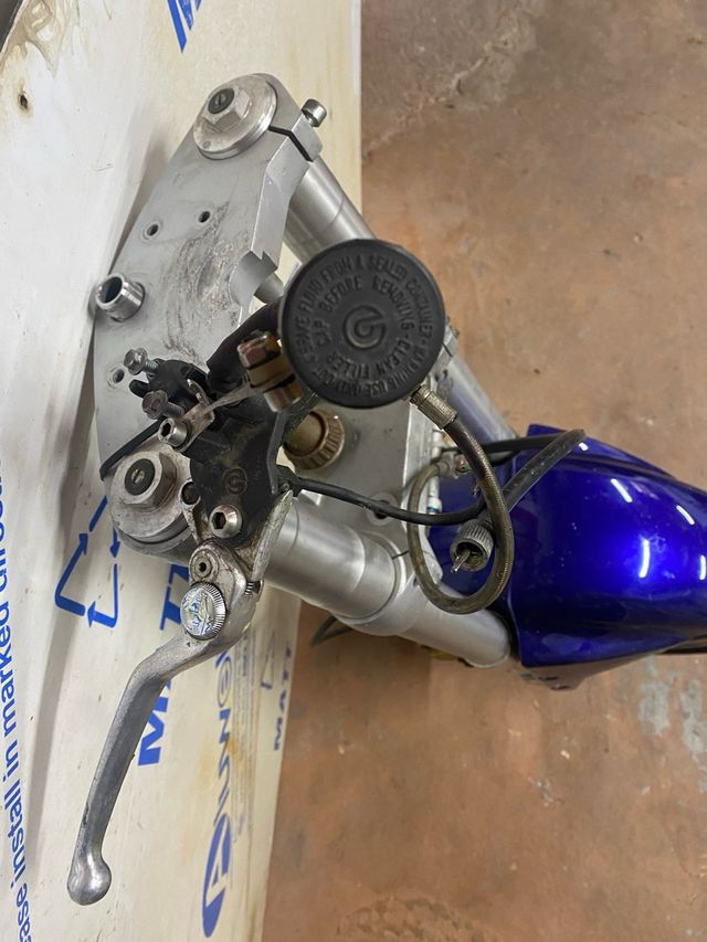 Tren delantero ideal caferacer