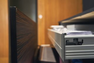 MUEBLE DE BAÑO CON ESPEJO