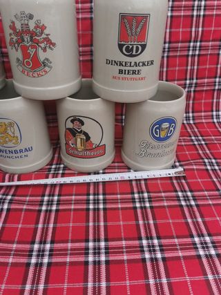 Jarras de cerveza de colección alemana