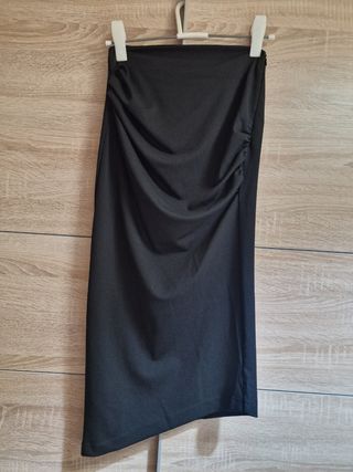 Falda asimetrica larga Zara