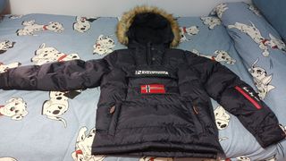Abrigo niño talla 10 años.