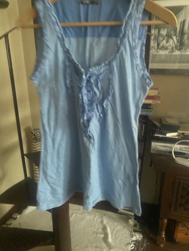 Camiseta marca JOCAVI azul clarito mujer talla 42