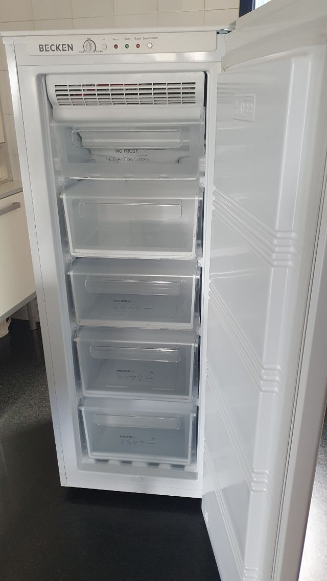 Congelador Becken 150L