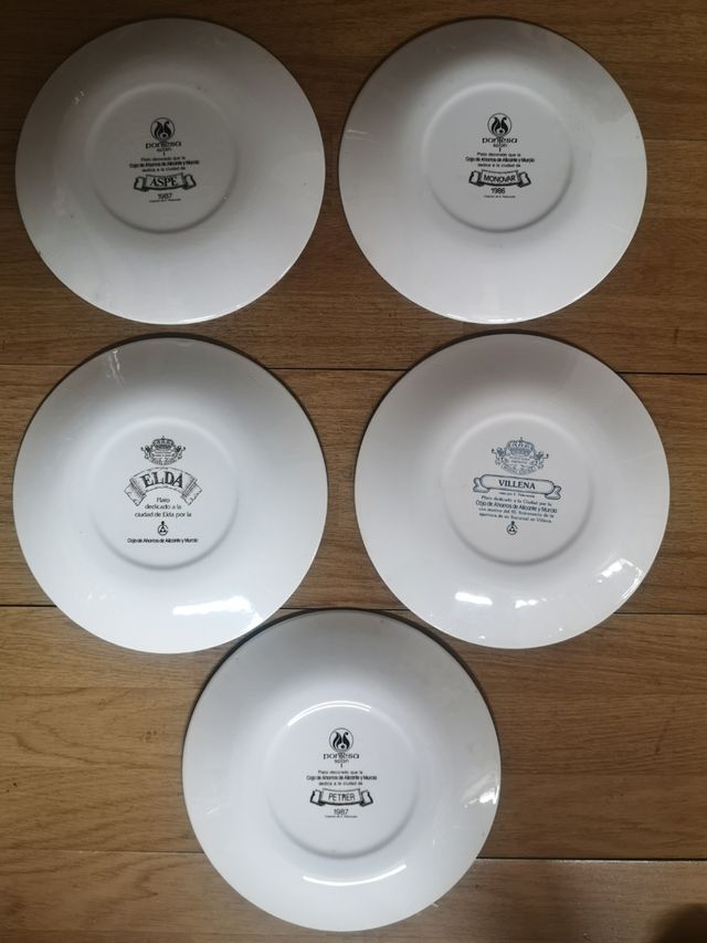 Plato de porcelana Pontesa decorativo Elda