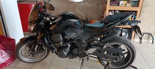 Kawasaki z750 ABS.cambio por moto trail. furgoneta