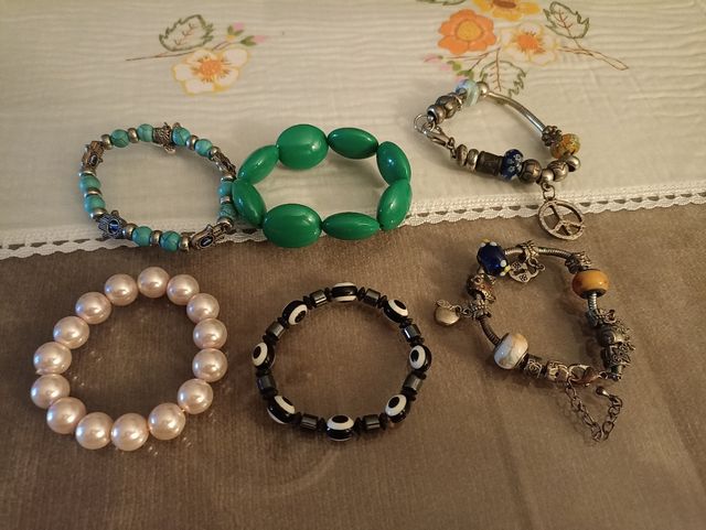 Pulseras