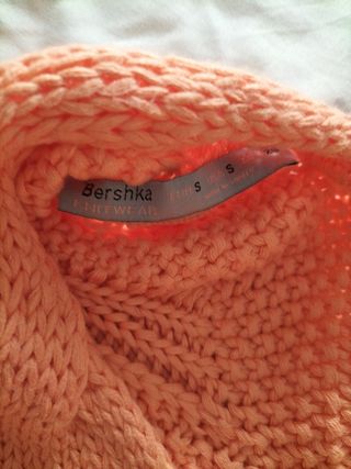 Jersey Bershka talla S