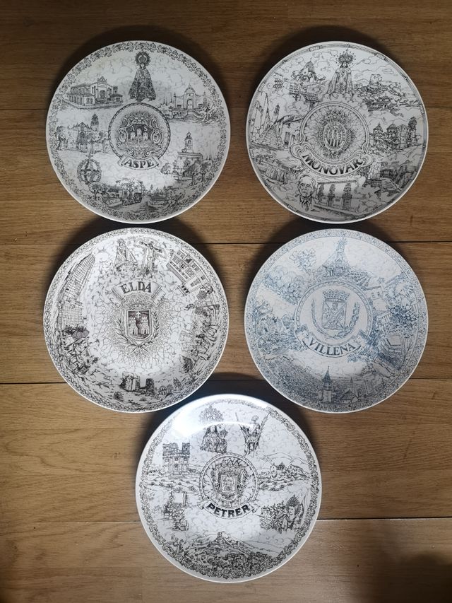 Plato de porcelana Pontesa año 1986