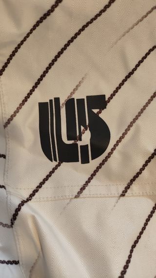 Se vende cazadora nieve Burton