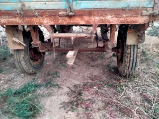 REMOLQUE DE TRACTOR MADERA AÑOS 60
