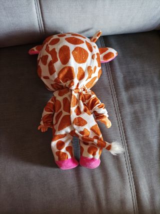 Bebe llorón jirafa