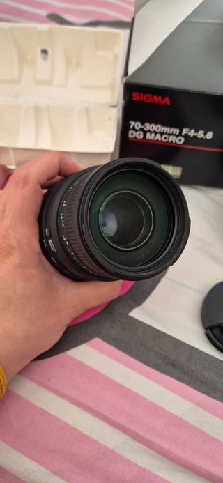OBJETIVO SIGMA 70-300mm F4-5.6DG MACRO
