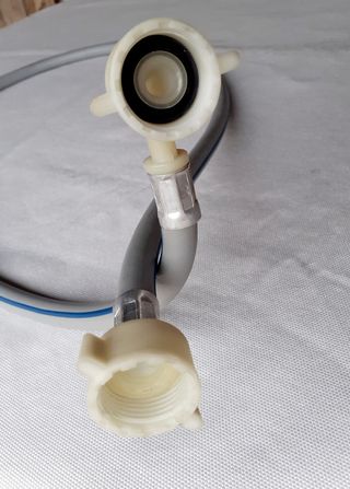 Tubo de entrada de agua