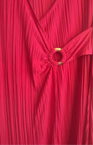 Vestido fucsia Sfera